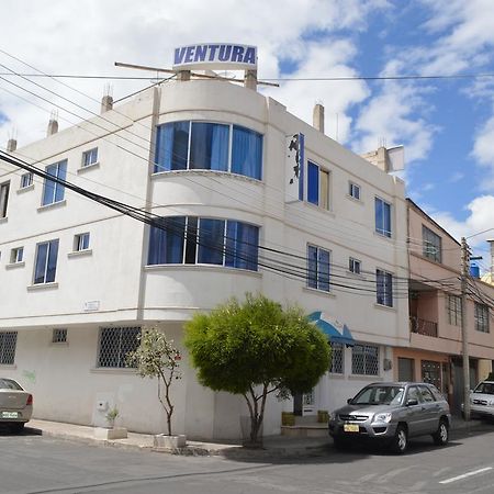 Hotel Ventura 리오밤바 외부 사진